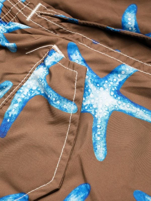 ( Neue Saison ) MC2 Saint Barth Badeshorts Mit Seesterne-Print 00506B Brown – Bild 3